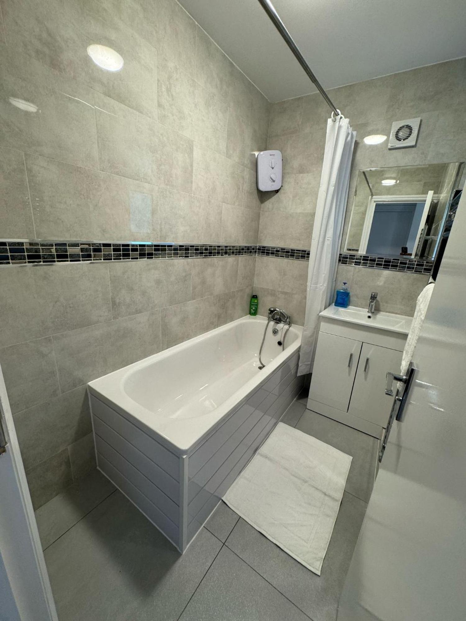 Vollasky Apartment London Ngoại thất bức ảnh